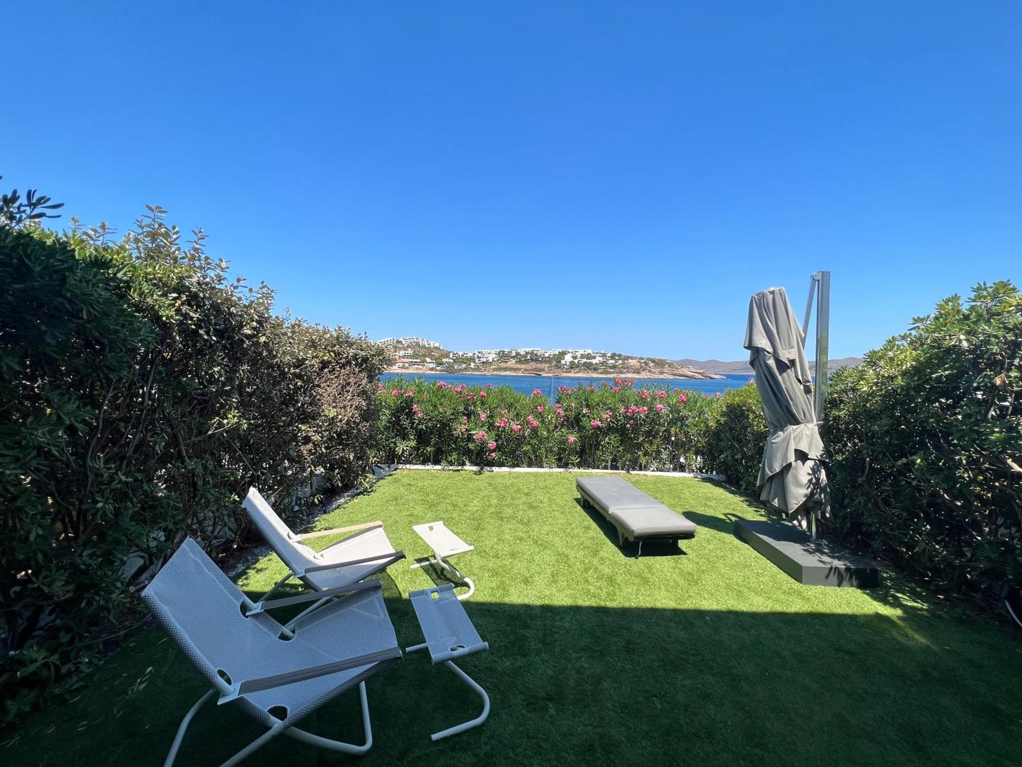 סוניו Sounio - Waterfront Luxury Spa Villa Pounta Zeza 170 Sqm On Private Beach מראה חיצוני תמונה