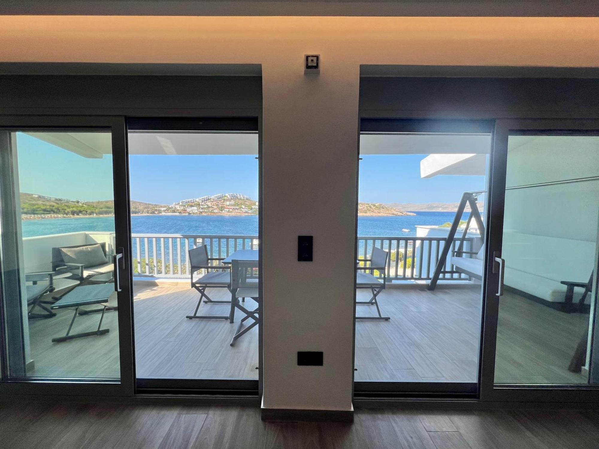 סוניו Sounio - Waterfront Luxury Spa Villa Pounta Zeza 170 Sqm On Private Beach מראה חיצוני תמונה