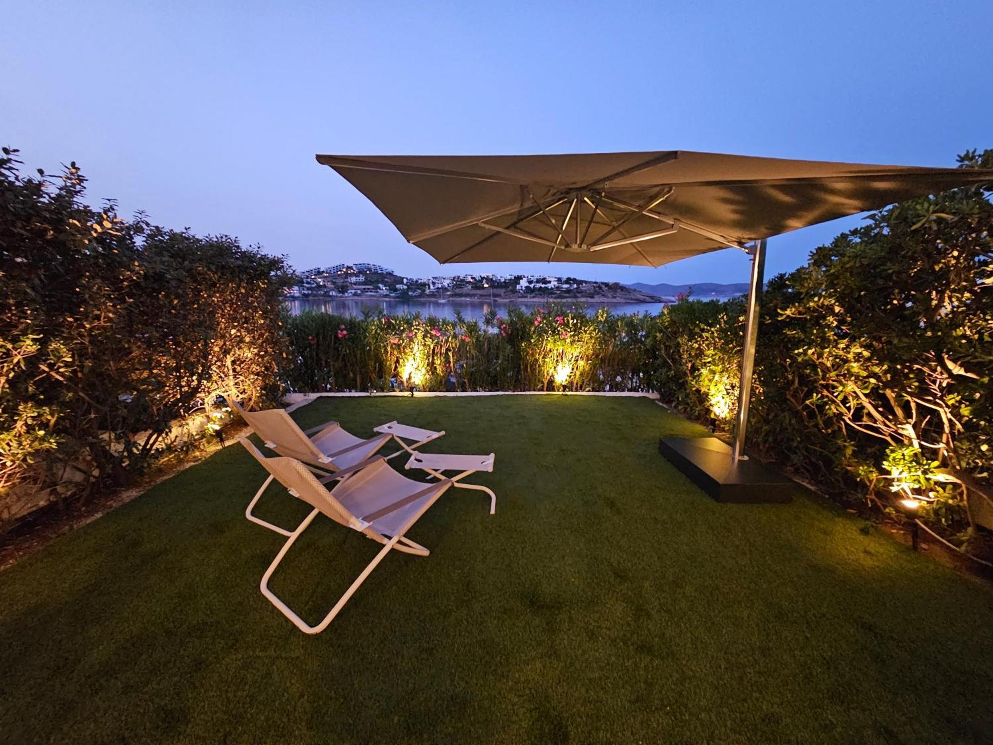 סוניו Sounio - Waterfront Luxury Spa Villa Pounta Zeza 170 Sqm On Private Beach מראה חיצוני תמונה